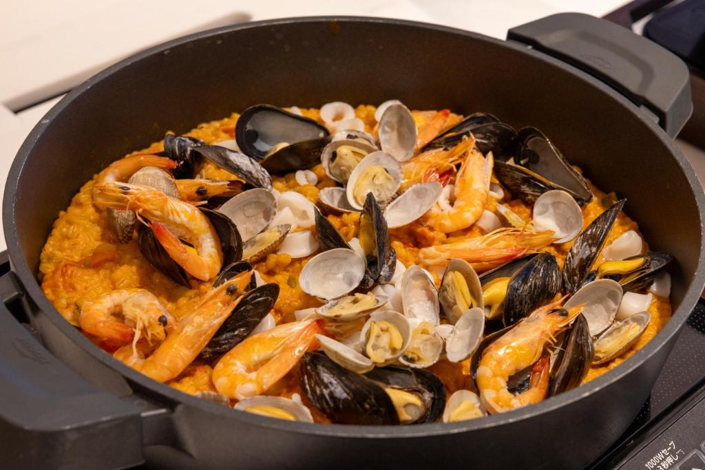 ホテルの敷地内または近くでの食事または食べ物
