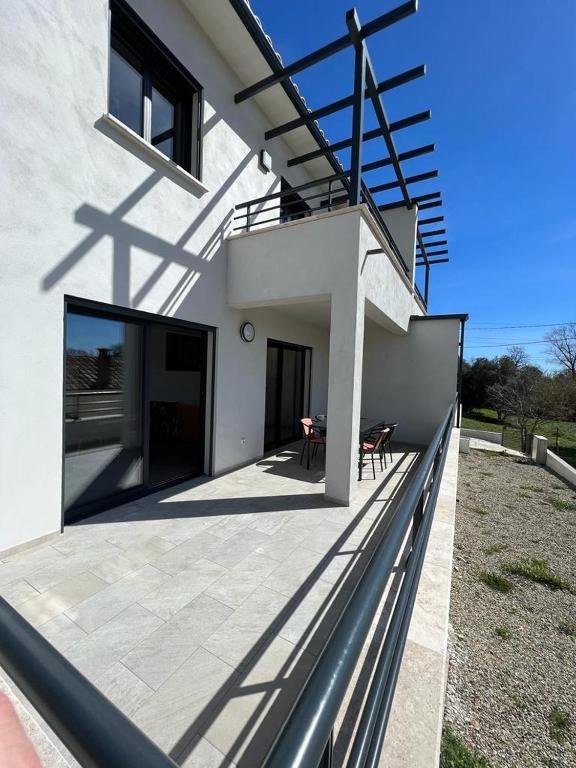 Budova, v ktorej sa apartmán nachádza