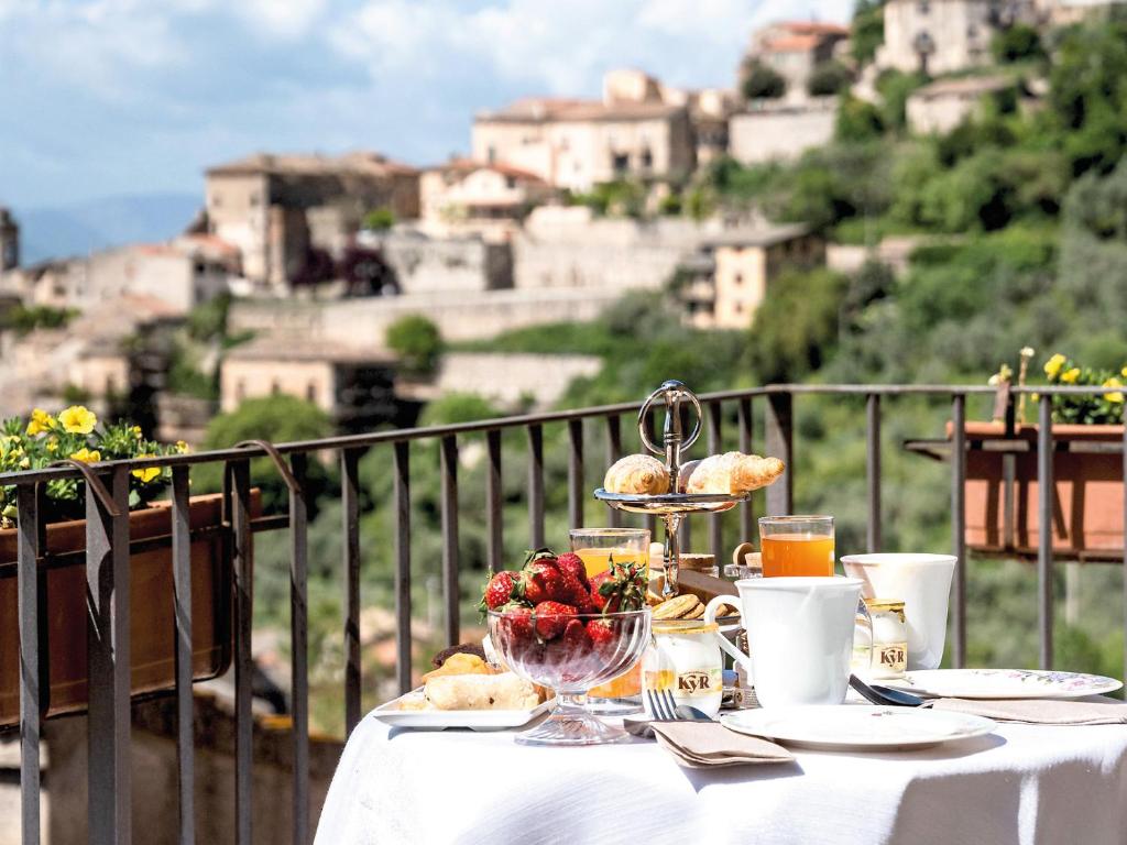 Villa Euchelia Resort