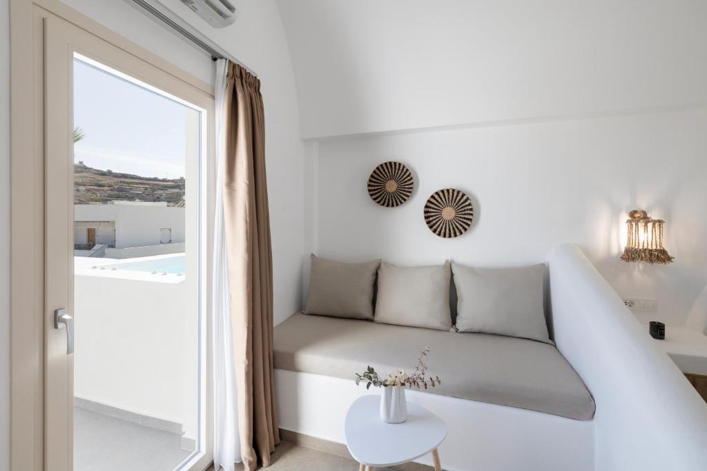 Posezení v ubytování Commercio Suites Santorini