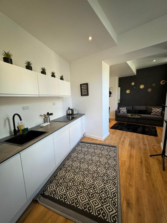 Victorias House Suite - Resim 15