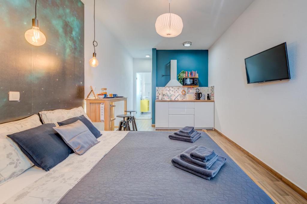 Posteľ alebo postele v izbe v ubytovaní Trogir Downtown Apartments