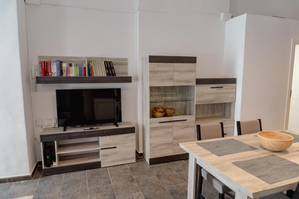 Kuchyň nebo kuchyňský kout v ubytování Full 50sqm Loft in Badalona