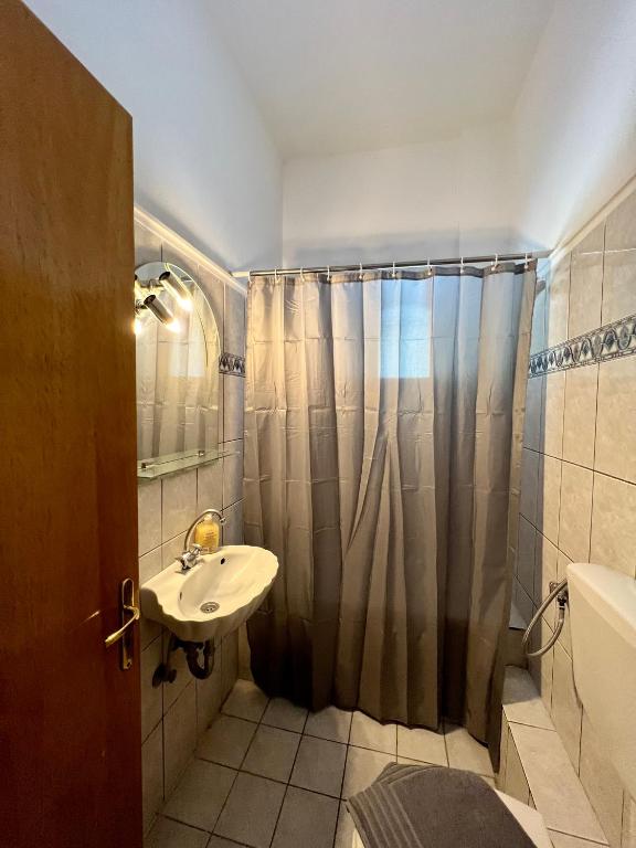 Kúpeľňa v ubytovaní Boufidis Rooms