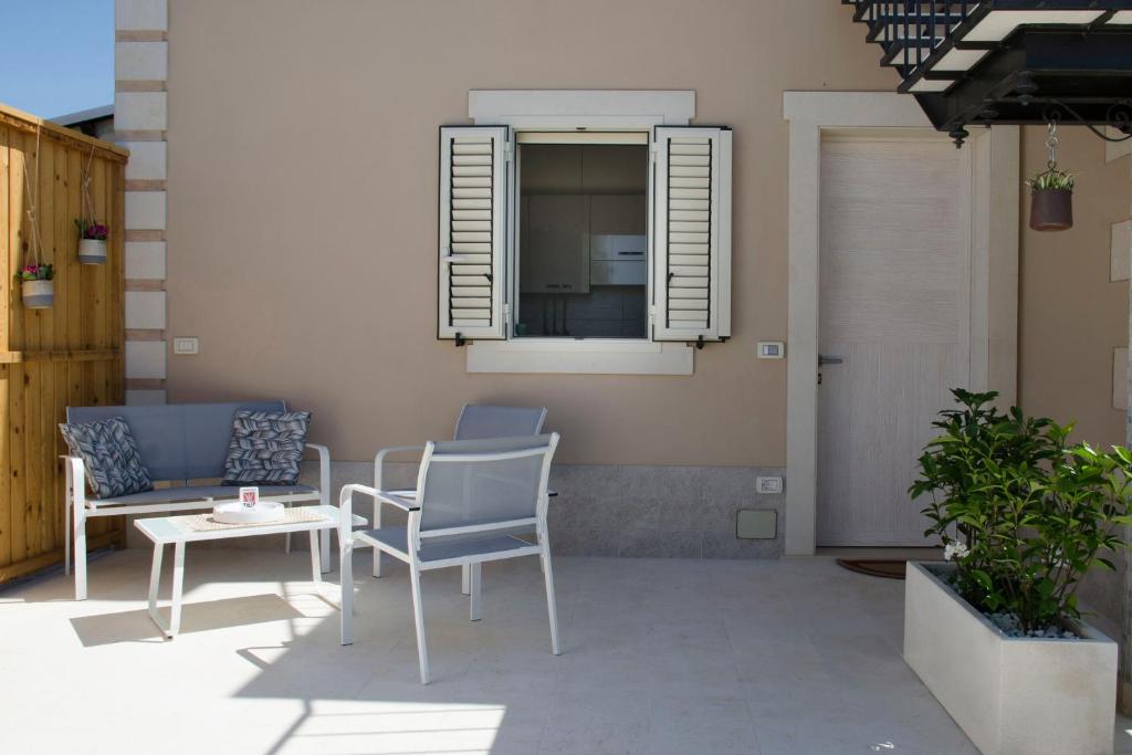Balkón nebo terasa v ubytování Antica Dimora Arancio Val Di Noto 10 minuti dal mare Free Parking
