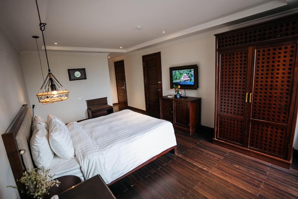 TV a/nebo společenská místnost v ubytování Paradise Soc Son Resort