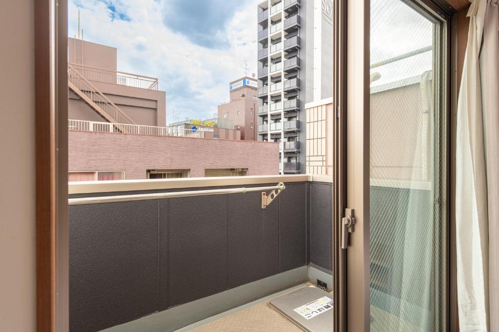 Balkón nebo terasa v ubytování Komachi Hotel Nipponbashi
