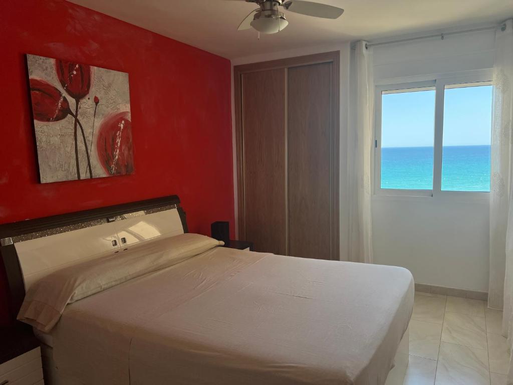 Postel nebo postele na pokoji v ubytování Apartamento San Juan playa