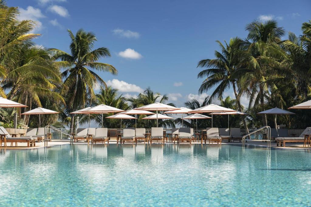 Bazén v ubytování The Ritz-Carlton, South Beach nebo v jeho okolí