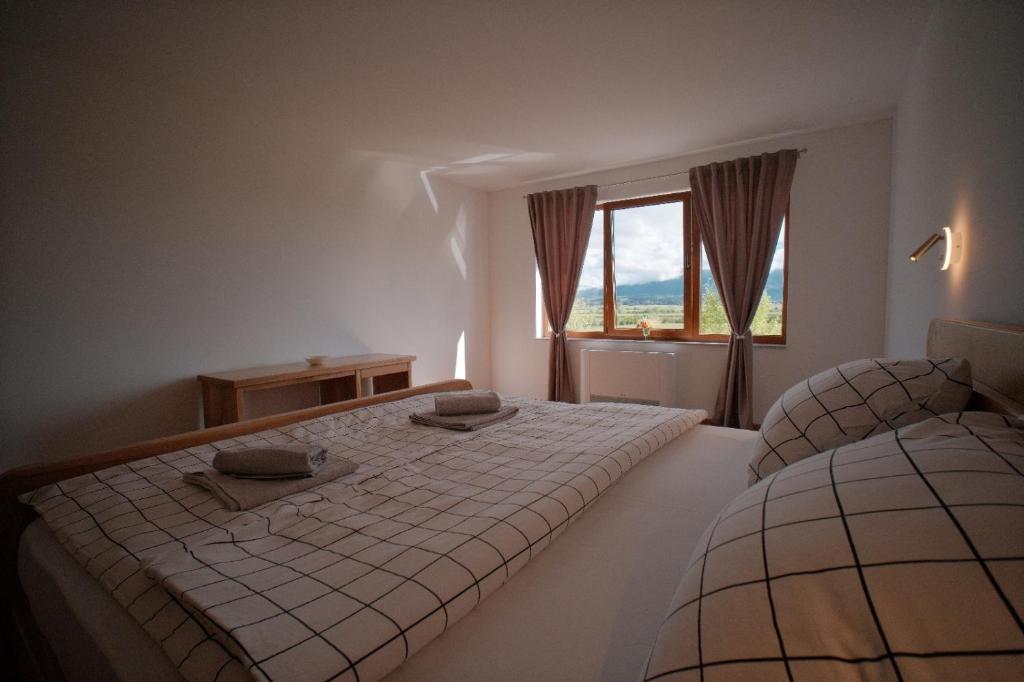 Motel Vujeva - Sala Rei Com Vista Para A Montanha