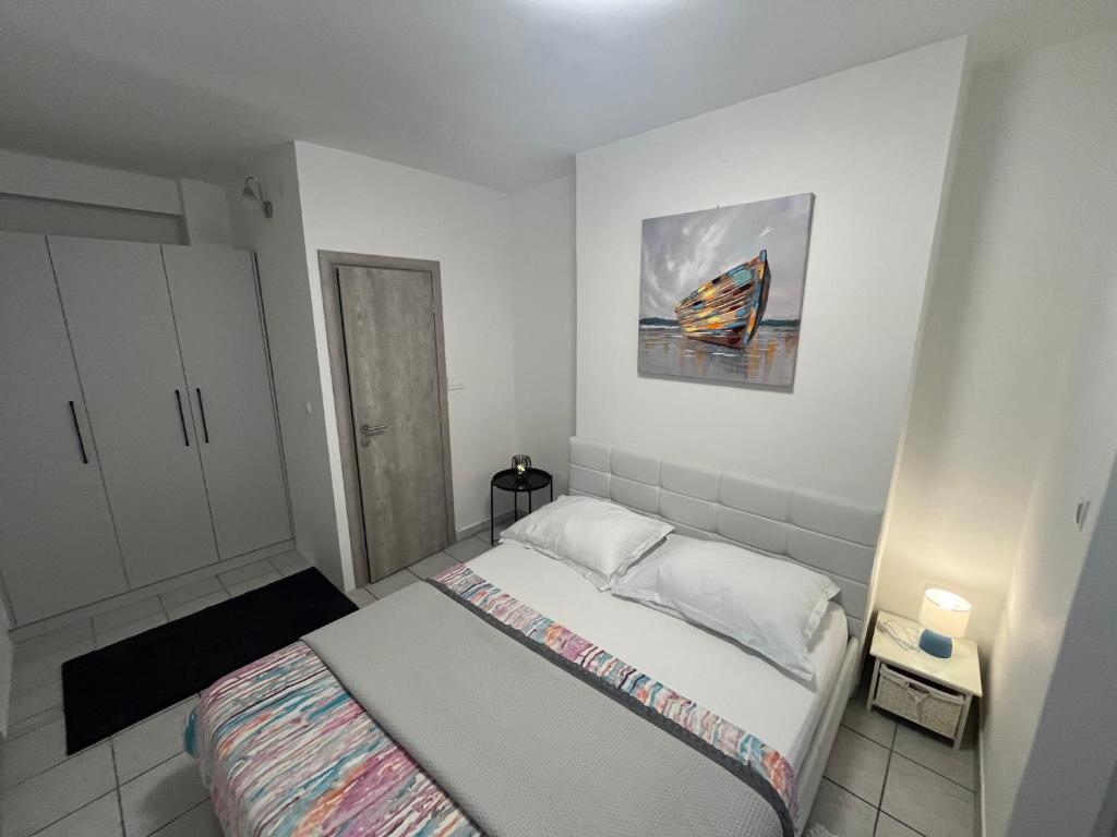 Marko Beachfront Apartments Seget Trogir - 带露台的两卧室公寓