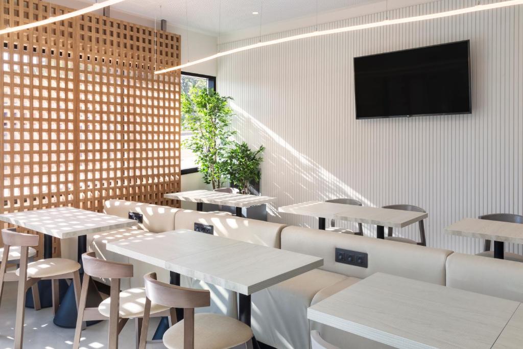 B&B HOTEL Guimarães - Resim 5