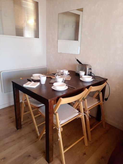 Fotografie z fotogalerie ubytování Appartement duplex et terrasse superbe vue avec garage v destinaci Font Romeu Odeillo Via