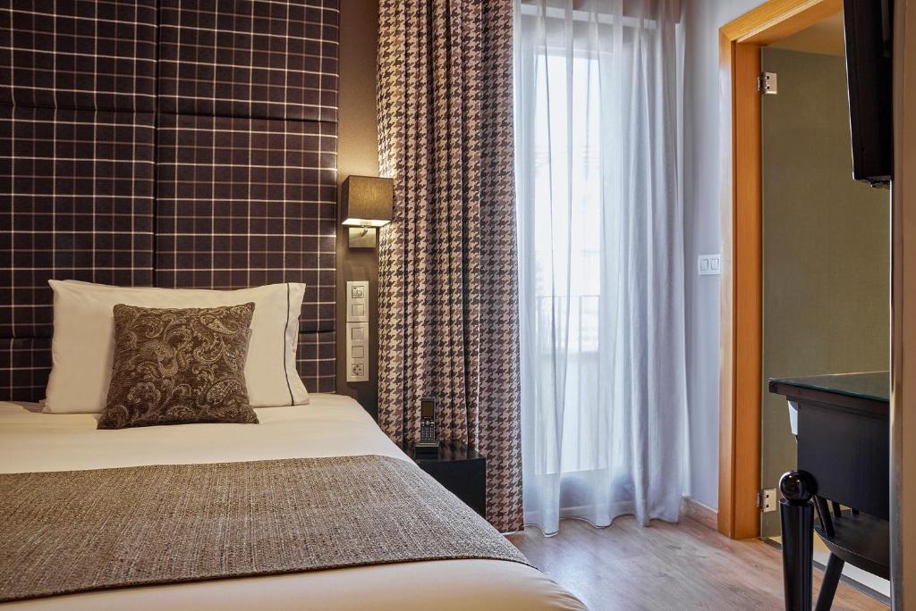 Hesperia Barcelona Barri Gòtic - Resim 10