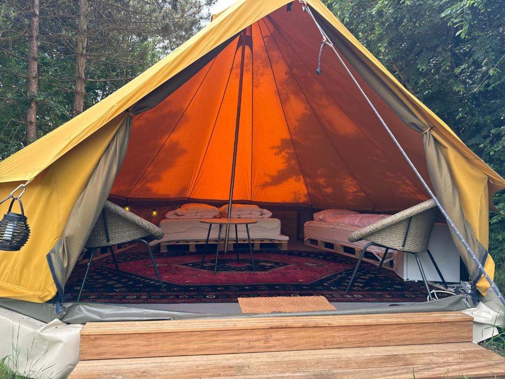 Fotografie z fotogalerie ubytování Bell tent Binnen Duin v destinaci 't Horntje