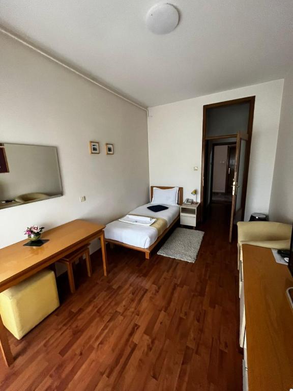 Fotografie z fotogalerie ubytování Garni hotel BELVEDERE LUX v destinaci Kraljevo