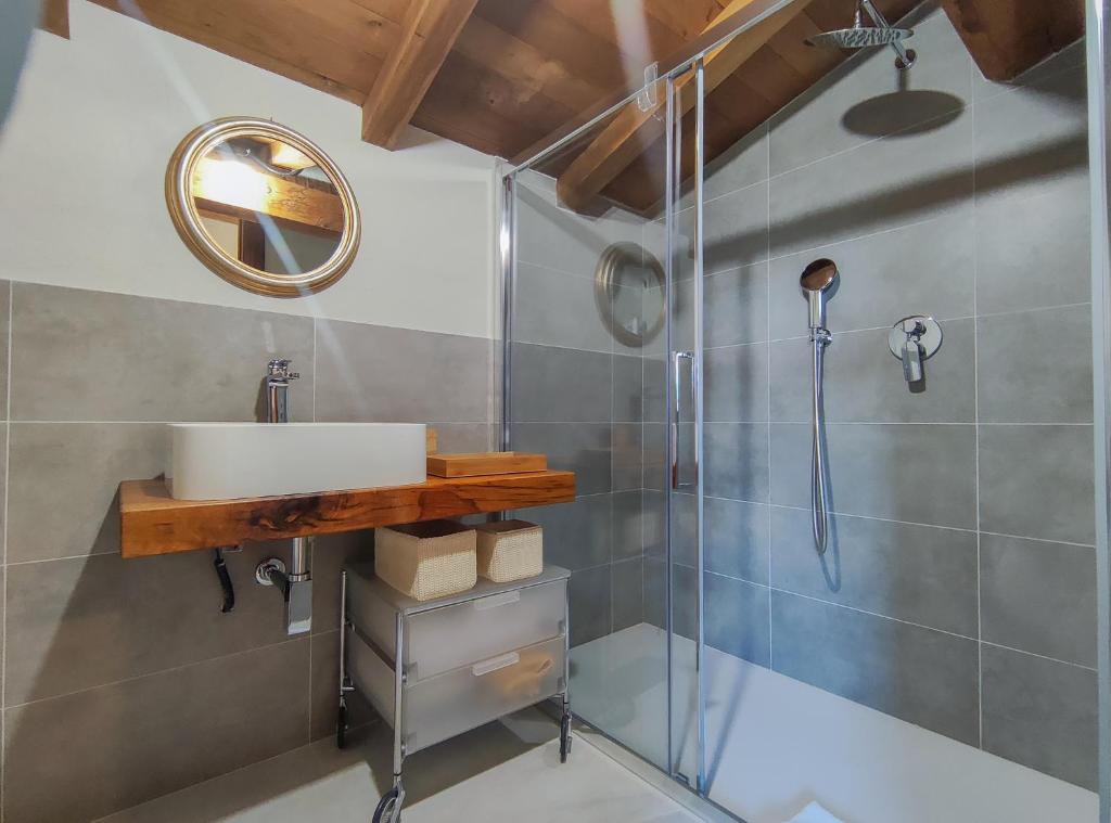 La Fonte Delle Faranghe by Host Hero - Comfort Quadruple Room