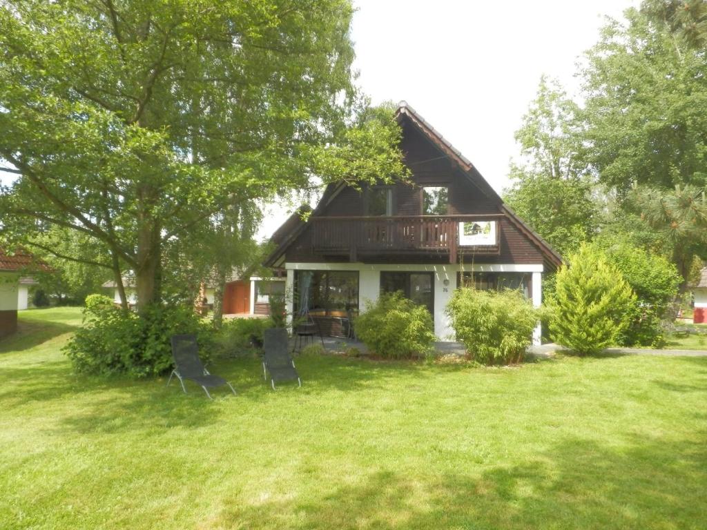 Ferienhaus mit Grill, Terrasse und Garten, Frielendorf (updated prices