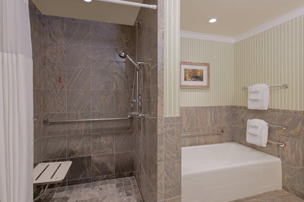 Koupelna v ubytování JW Marriott The Rosseau Muskoka Resort & Spa