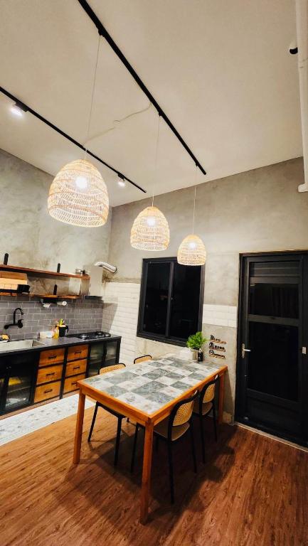 Dapur atau dapur kecil di 西晒旅宿墾丁包棟