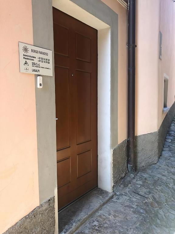 Fotografie z fotogalerie ubytování Borgo Paradiso Guest House v destinaci Maccagno Inferiore
