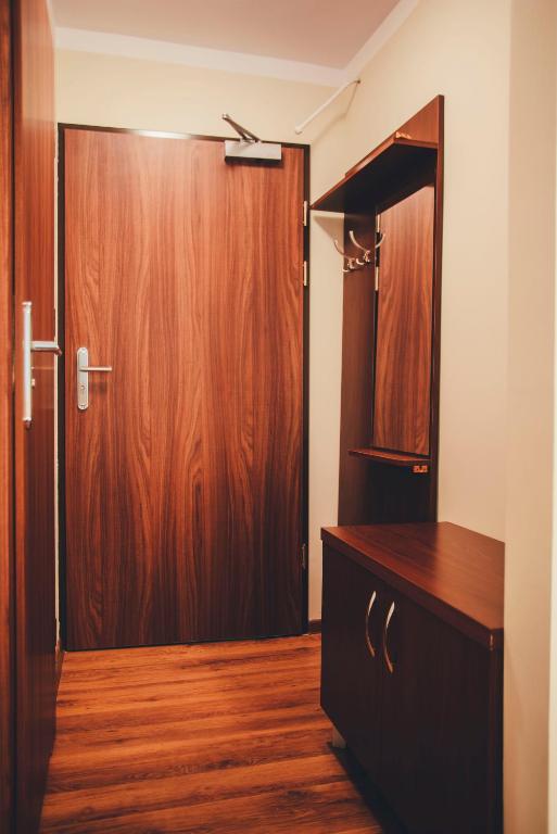 Hotel Trojan - Twin Room With Balcony
