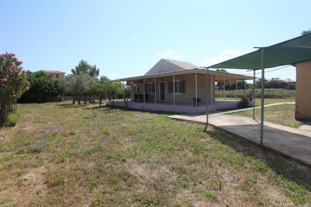 Vonkajšia záhrada v ubytovaní Olga Home Agios Ioannis Lefkada - Lefkada BnB