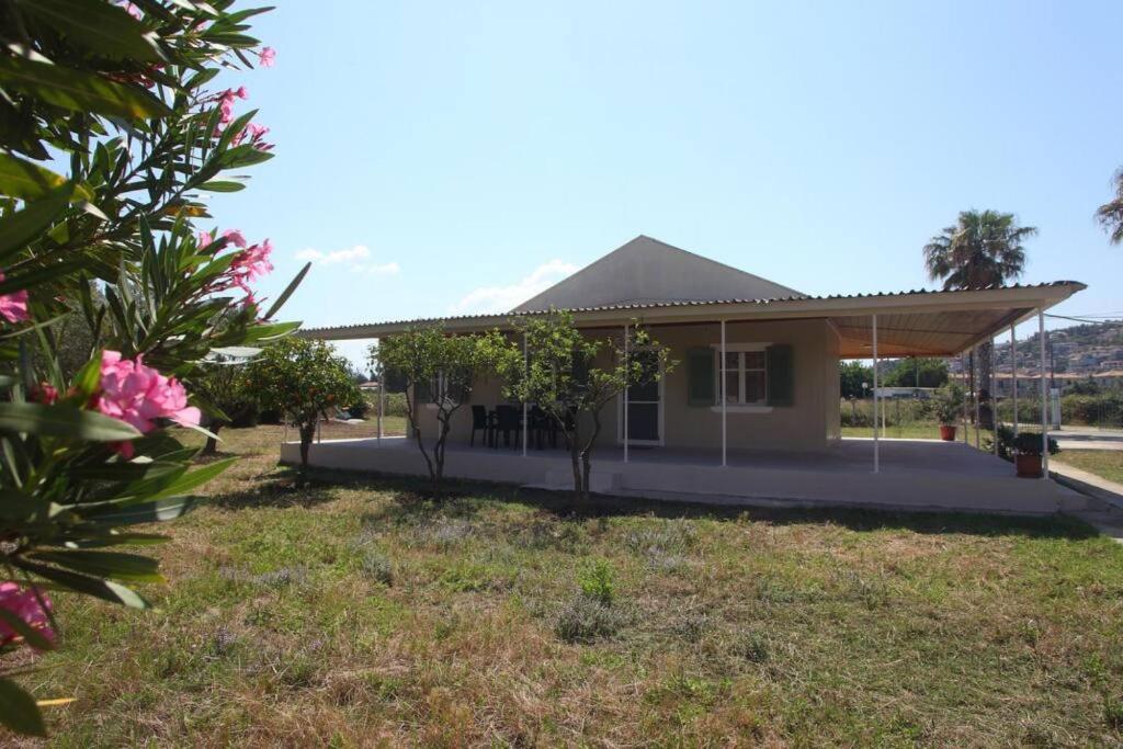Vonkajšia záhrada v ubytovaní Olga Home Agios Ioannis Lefkada - Lefkada BnB
