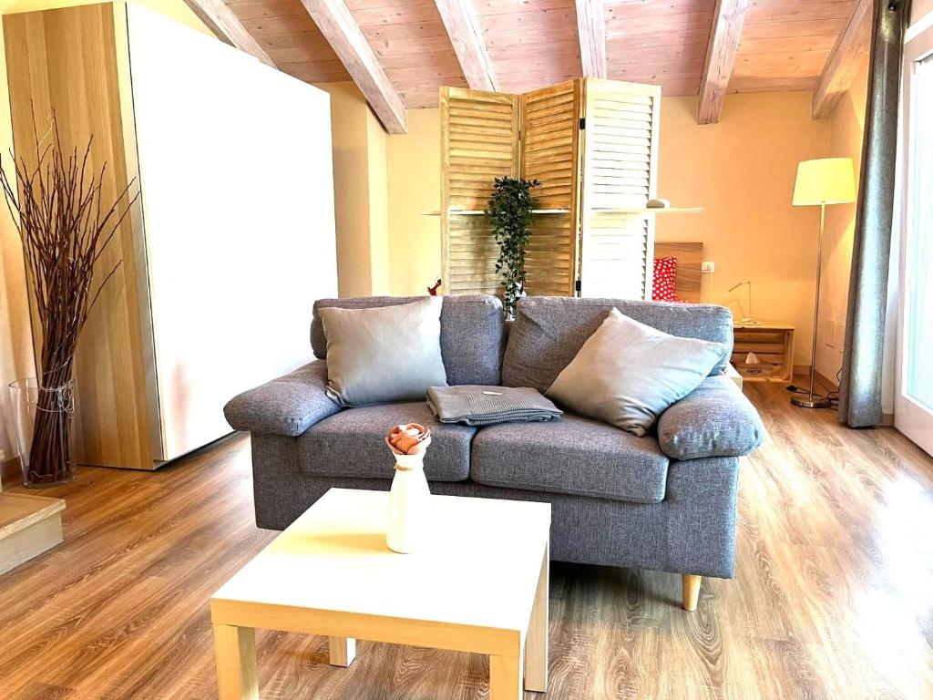 Część wypoczynkowa w obiekcie Il loft di Angela - You & Me case vacanza