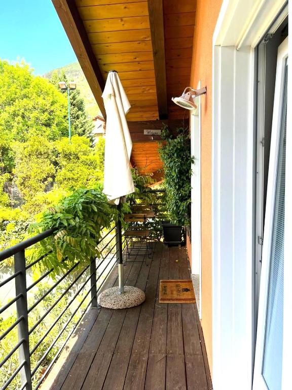 Balkon lub taras w obiekcie Il loft di Angela - You & Me case vacanza