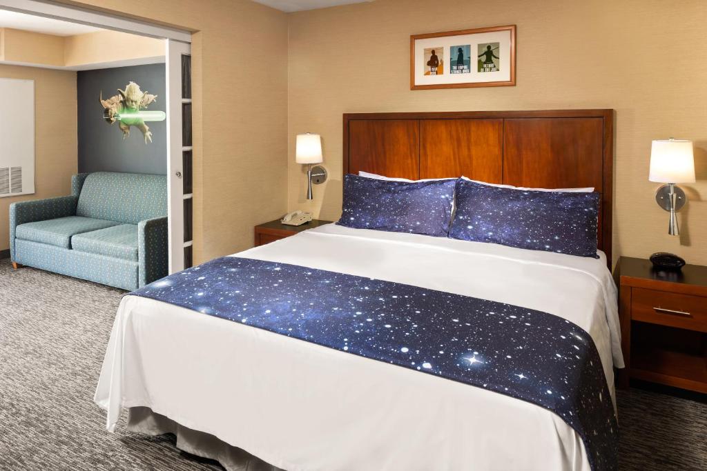 Anaheim Portofino Inn & Suites photo