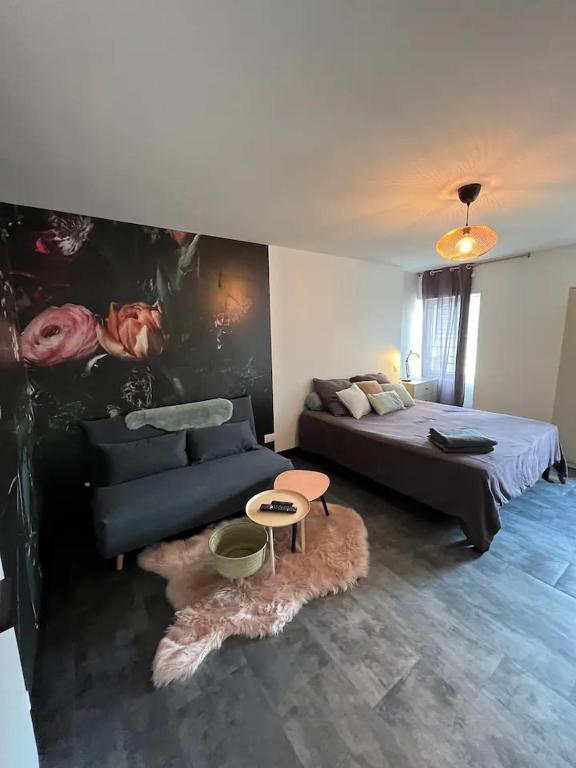 Posezení v ubytování Logis Hotel restaurant de la Poste