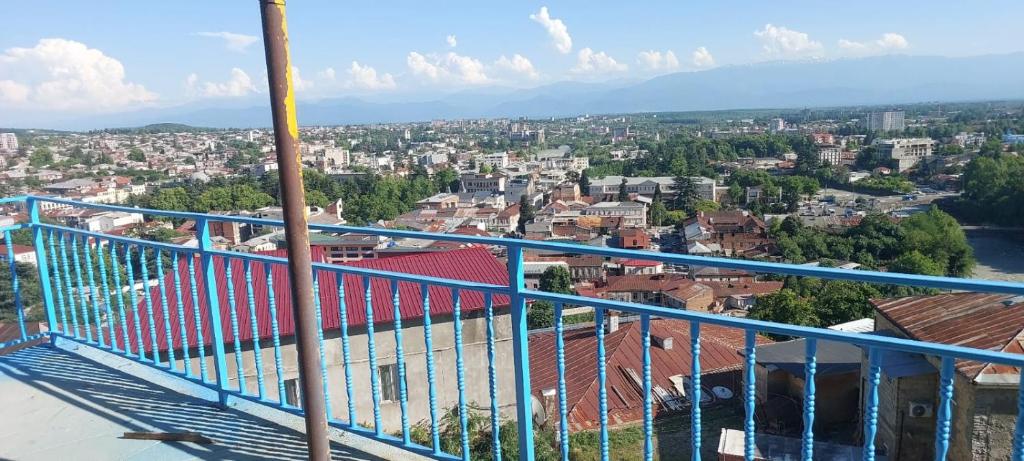 Nespecifikovaný výhled na destinaci Kutaisi nebo výhled na město při pohledu z hostelu