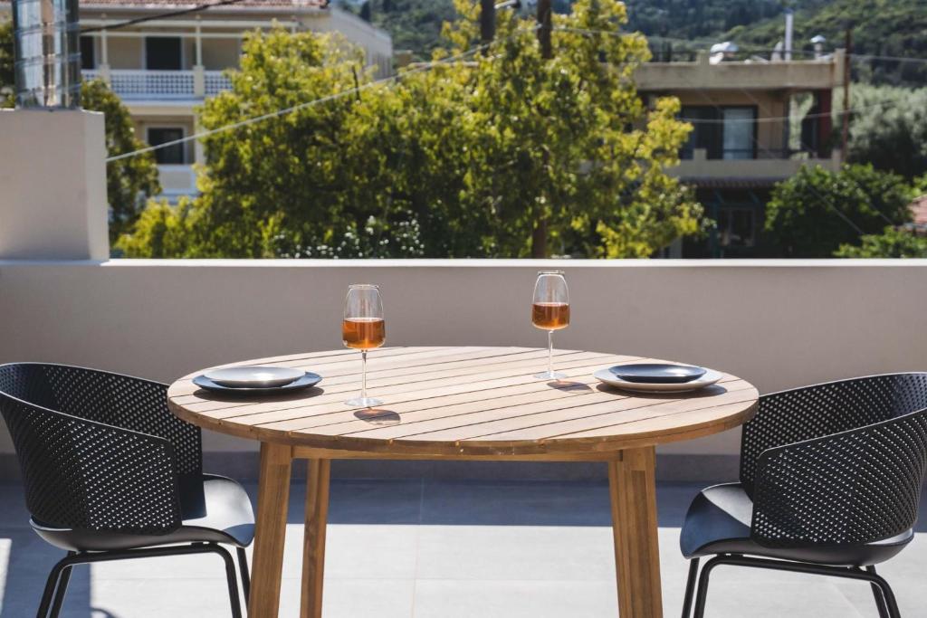 blue symphony suites and apartments - 11