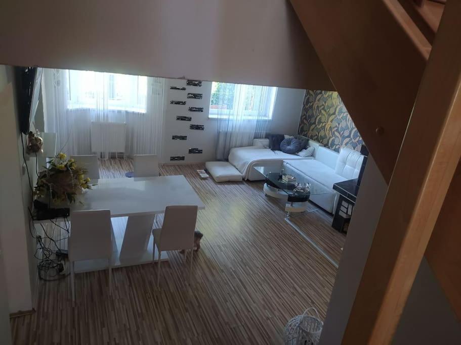 Postel nebo postele na pokoji v ubytování Dům klidu