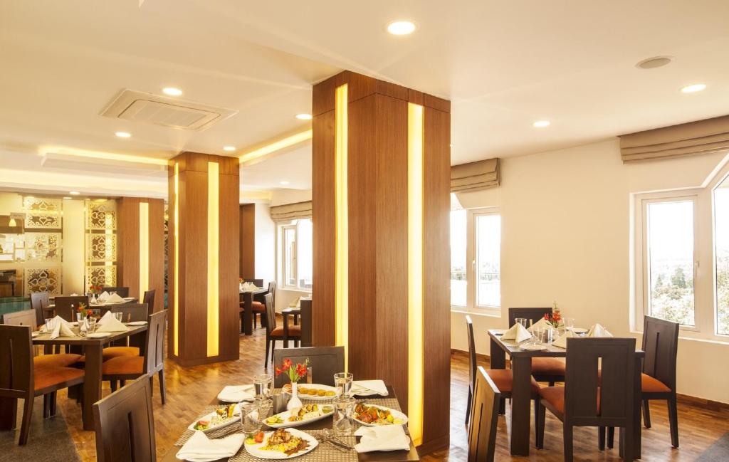 Restaurace v ubytování Sterling Ooty Elk Hill