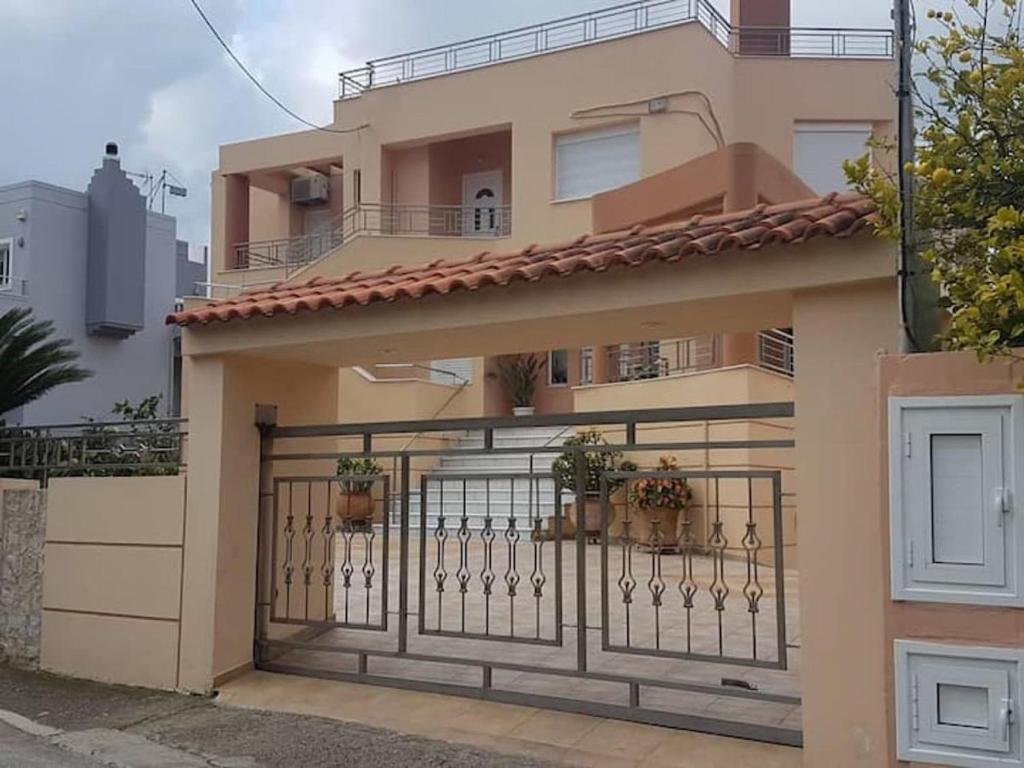 Budova, v ktorej sa apartmán nachádza