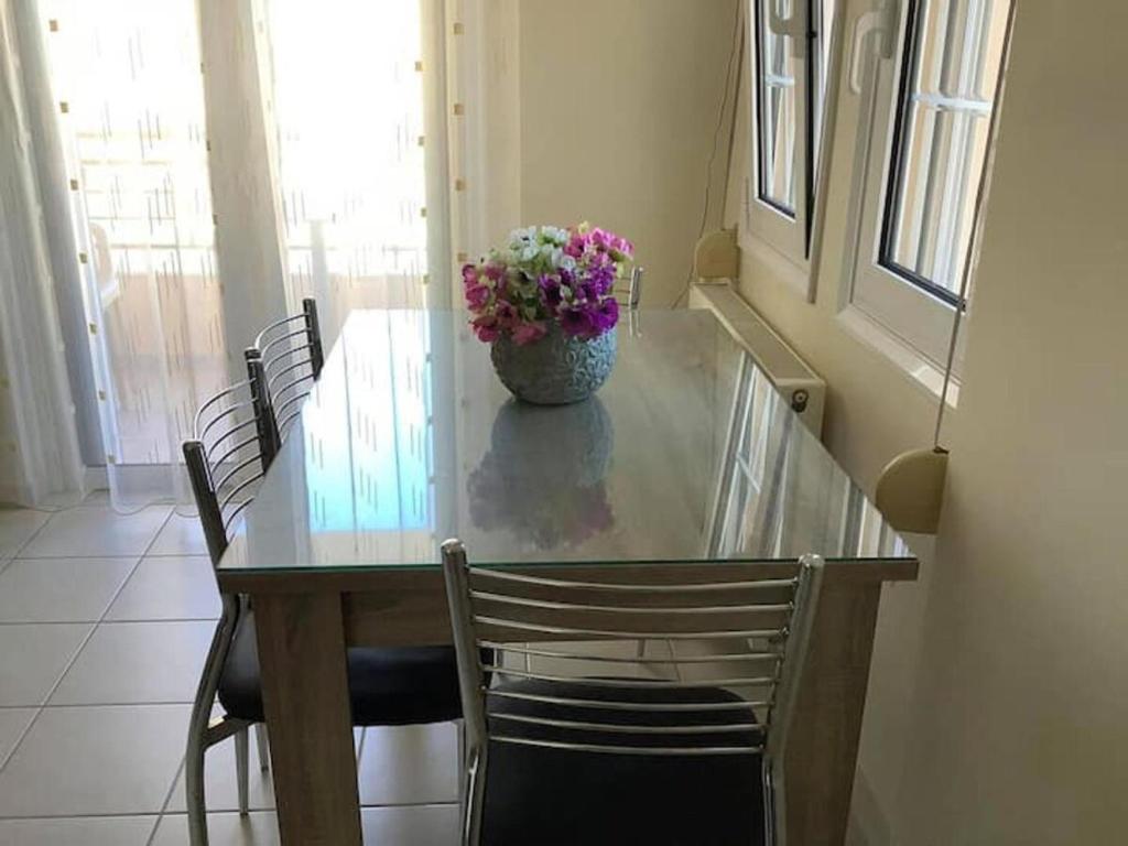 Fotografia z galérie ubytovania Rias Sea View Apartment v destinácii Kato Daratso