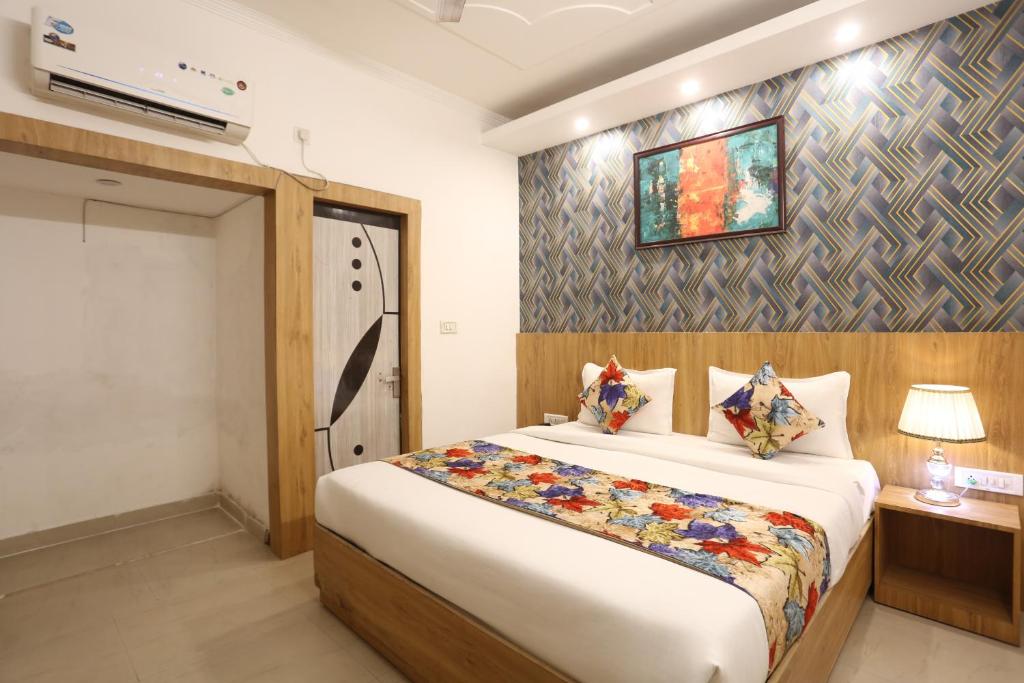 Backpackers - Ink Hotels Delhi Airport By SS Group - Luxe Kamer