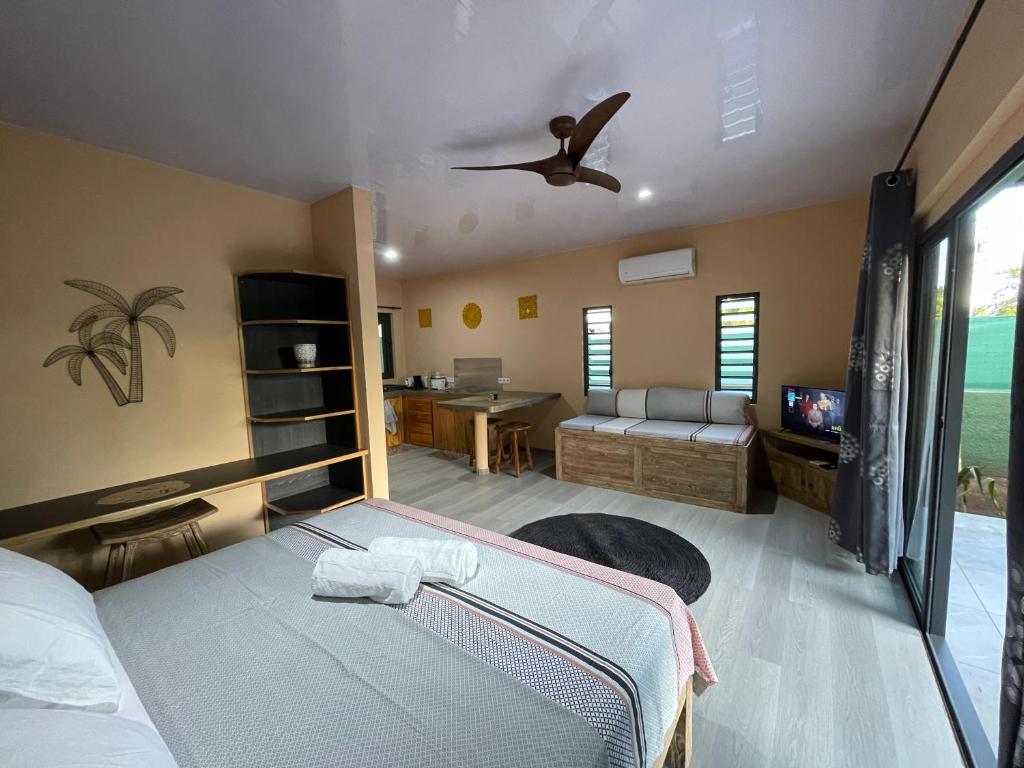 Postel nebo postele na pokoji v ubytování PUNA Lodge