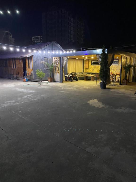 Foto de la galeria de HOTEL Dadu a Batumi