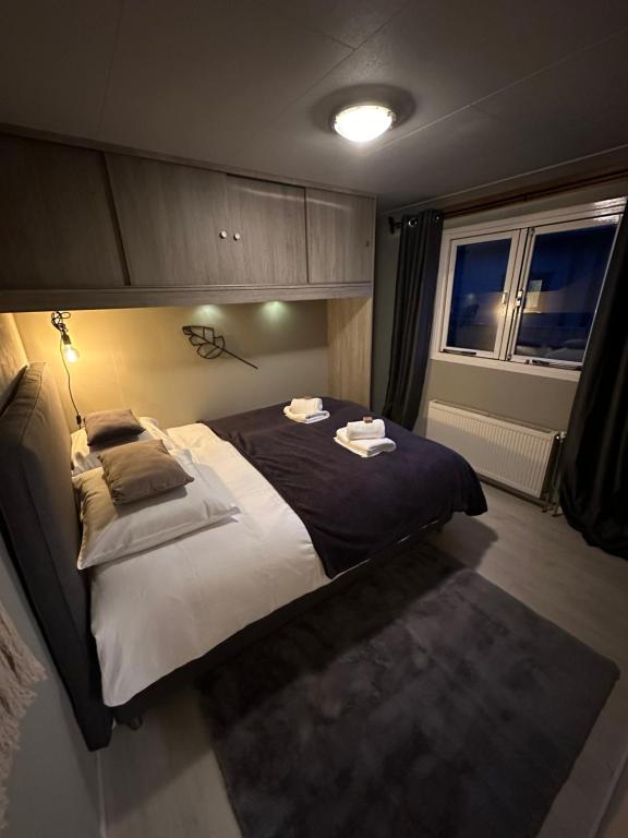 Postel nebo postele na pokoji v ubytování Chalet Harmony Lux Privé Wellness