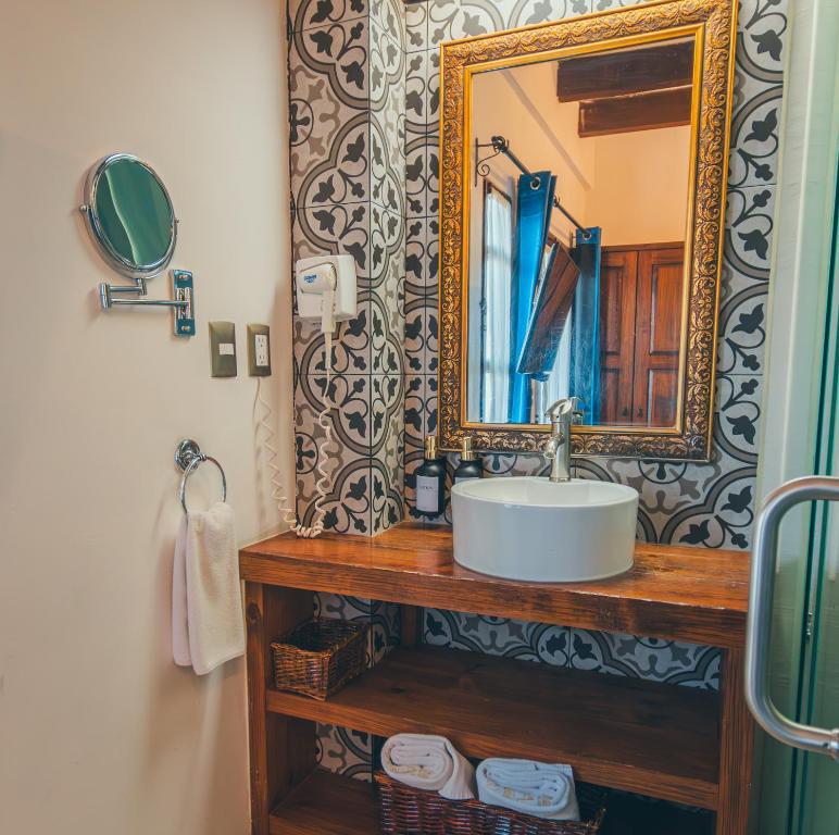 Koupelna v ubytování Hotel Boutique Casa Altamira