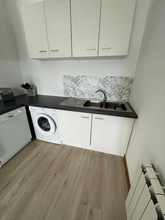 Cuisine ou kitchenette dans l'établissement Sicile, vue panoramique