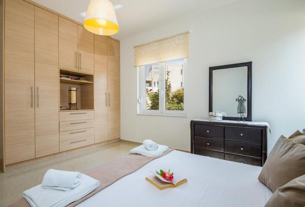 Posteľ alebo postele v izbe v ubytovaní Villa Elina Luxury Residence
