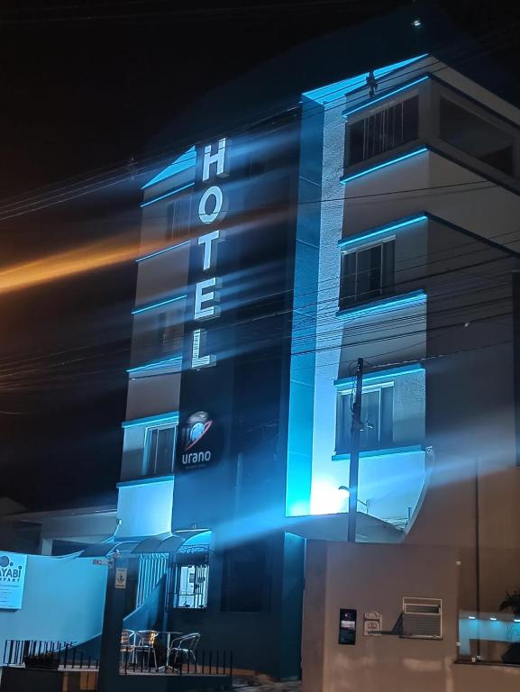 URANO BUSINESS HOTEL - Housity