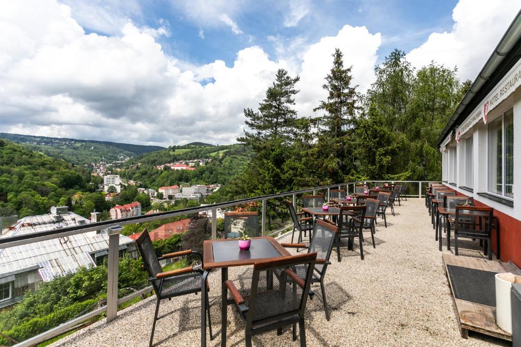 Nespecifikovaný výhled na hory nebo výhled na hory při pohledu z bed and breakfast