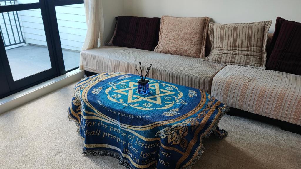 Big Save at St Lukes Quiet House - Resim 33