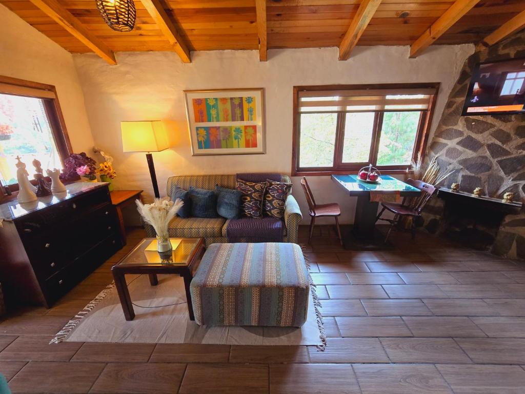 Posezení v ubytování Villas De Los Pinos 2