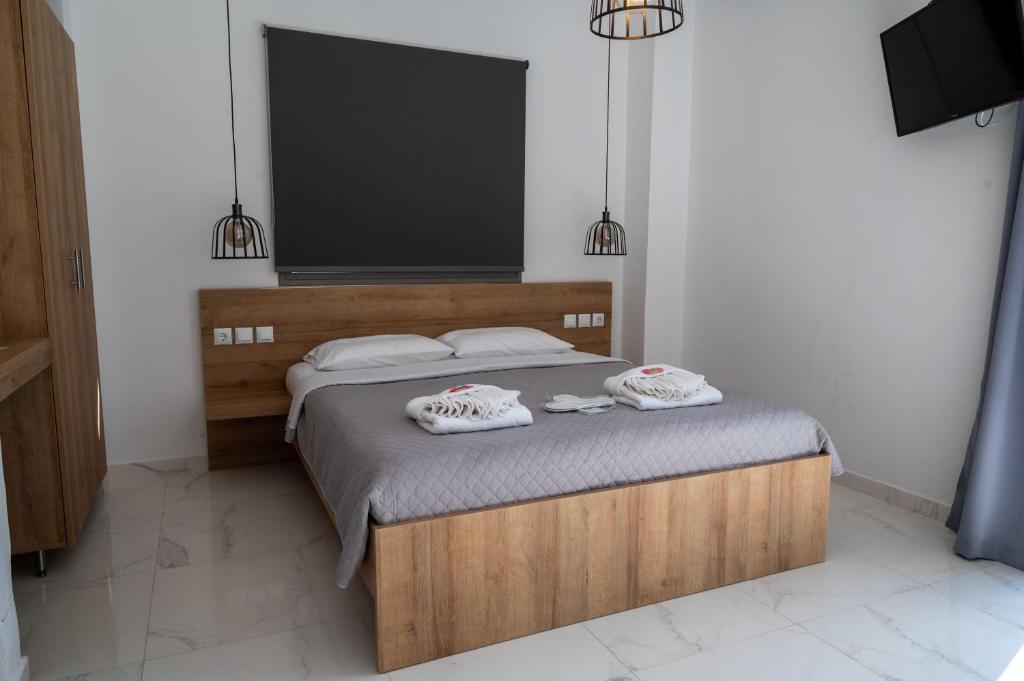 FINIKAS Suites & Apartments 10min from Athens Airport - Appartement Met Uitzicht Op De Tuin